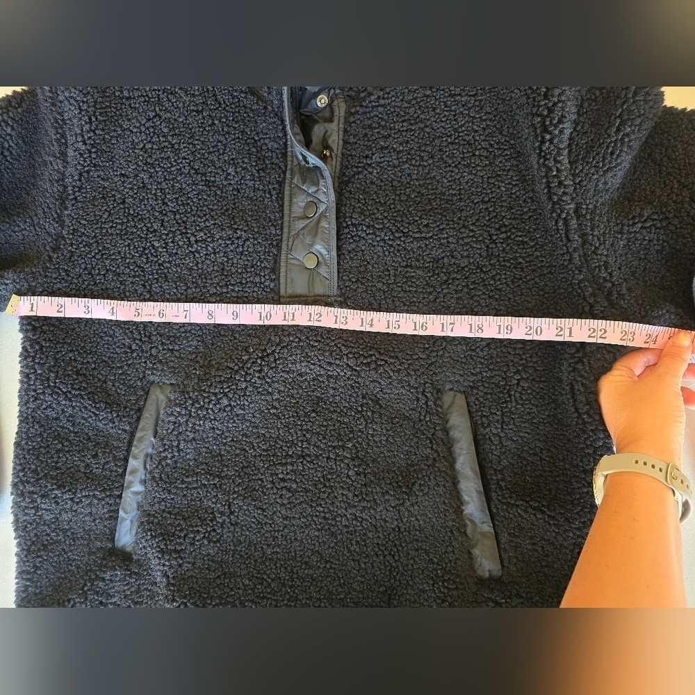NWT Athleta Women's Black Cozy Sherpa Snap Sweatshirt Women's Size L. - Picture 3 of 10